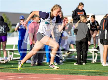 Thumbnail 2 in Fernley Invitational (400M) photogallery.
