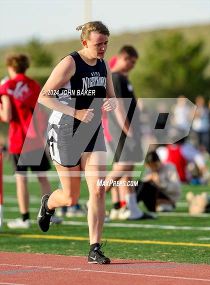Thumbnail 2 in Fernley Invitational (400M) photogallery.