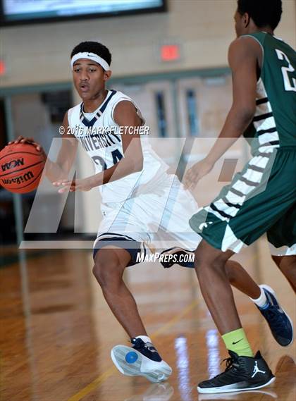 Thumbnail 2 in University vs Flagler Palm Coast (DeLand Holiday Tournament) photogallery.