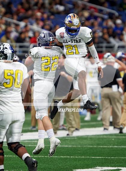 Thumbnail 3 in HEB All-Star Game photogallery.