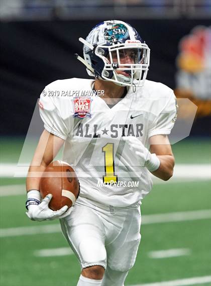Thumbnail 3 in HEB All-Star Game photogallery.