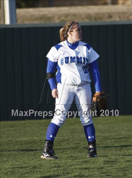 Thumbnail 1 in Summit vs. Midlothian (Mansfield Varsity Softball Tournament) photogallery.