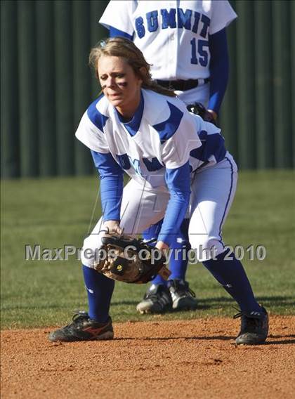 Thumbnail 3 in Summit vs. Midlothian (Mansfield Varsity Softball Tournament) photogallery.