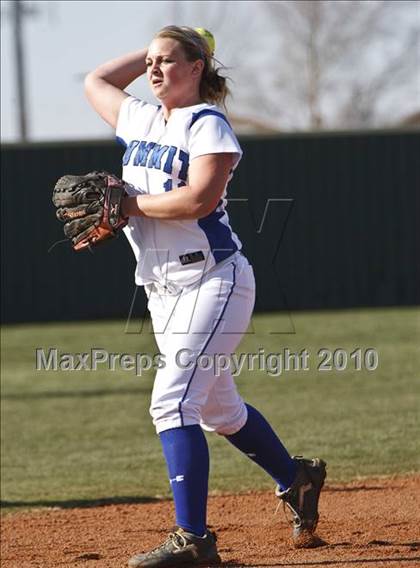 Thumbnail 2 in Summit vs. Midlothian (Mansfield Varsity Softball Tournament) photogallery.