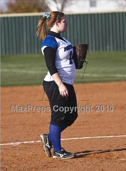 Thumbnail 2 in Summit vs. Midlothian (Mansfield Varsity Softball Tournament) photogallery.