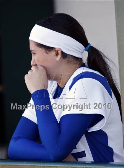Thumbnail 2 in Summit vs. Midlothian (Mansfield Varsity Softball Tournament) photogallery.
