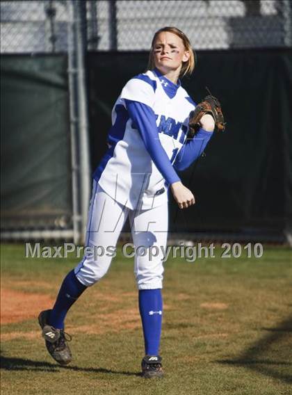 Thumbnail 1 in Summit vs. Midlothian (Mansfield Varsity Softball Tournament) photogallery.