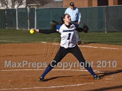 Thumbnail 2 in Summit vs. Midlothian (Mansfield Varsity Softball Tournament) photogallery.