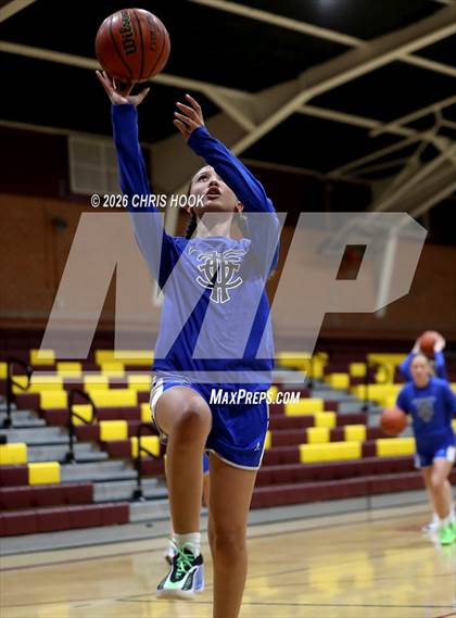 Thumbnail 3 in FR: Catalina Foothills @ Salpointe Catholic photogallery.