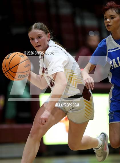 Thumbnail 3 in FR: Catalina Foothills @ Salpointe Catholic photogallery.
