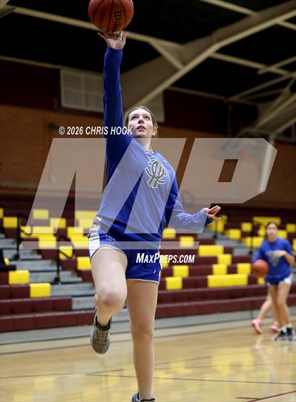 Thumbnail 2 in FR: Catalina Foothills @ Salpointe Catholic photogallery.