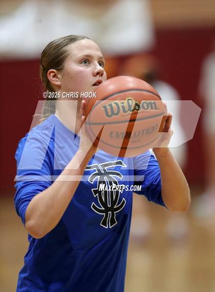 Thumbnail 3 in FR: Catalina Foothills @ Salpointe Catholic photogallery.