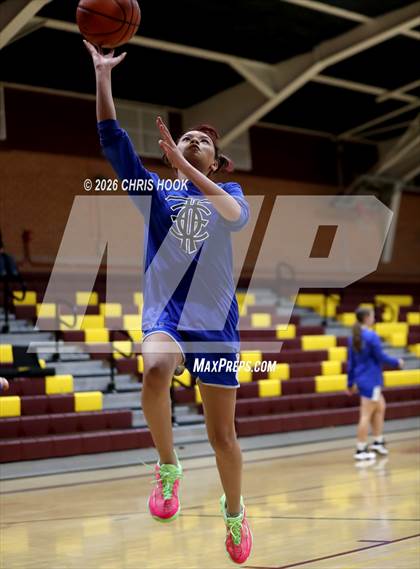 Thumbnail 1 in FR: Catalina Foothills @ Salpointe Catholic photogallery.