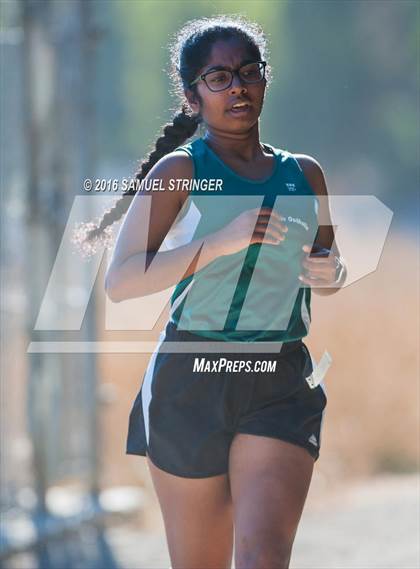 Thumbnail 1 in JV: Moreau Catholic @ James Logan photogallery.