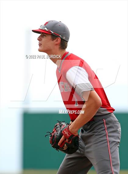 Thumbnail 1 in Neshannock @ Everett (PIAA 2A Championship) photogallery.