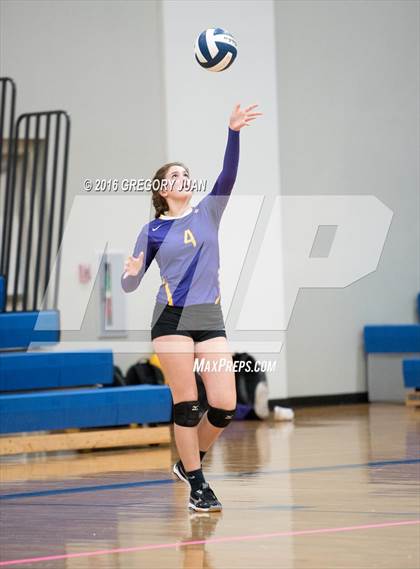 Thumbnail 2 in Thibodaux @ Ursuline Academy photogallery.