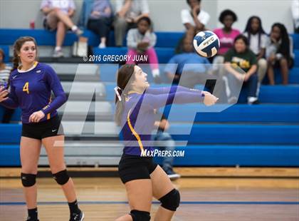 Thumbnail 2 in Thibodaux @ Ursuline Academy photogallery.