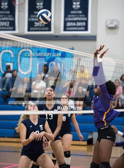 Thumbnail 2 in Thibodaux @ Ursuline Academy photogallery.