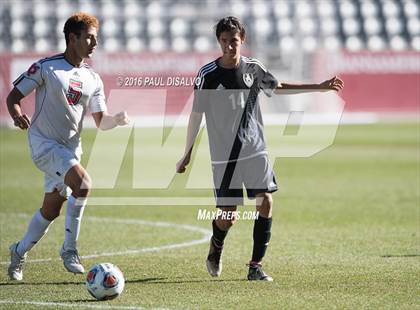 Thumbnail 3 in Kent Denver vs. Jefferson Academy (CHSAA 3A Final) photogallery.