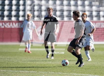 Thumbnail 2 in Kent Denver vs. Jefferson Academy (CHSAA 3A Final) photogallery.