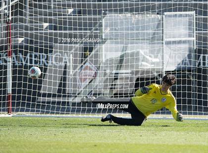 Thumbnail 2 in Kent Denver vs. Jefferson Academy (CHSAA 3A Final) photogallery.