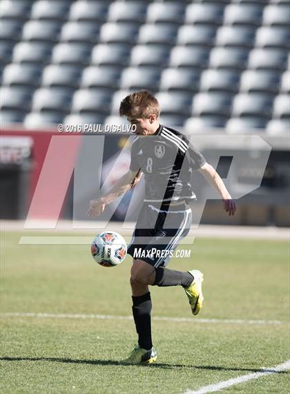 Thumbnail 2 in Kent Denver vs. Jefferson Academy (CHSAA 3A Final) photogallery.
