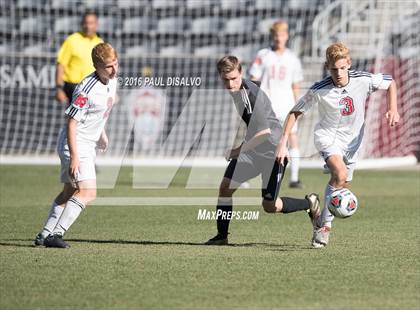 Thumbnail 3 in Kent Denver vs. Jefferson Academy (CHSAA 3A Final) photogallery.