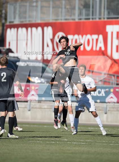 Thumbnail 1 in Kent Denver vs. Jefferson Academy (CHSAA 3A Final) photogallery.