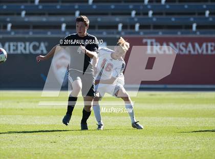 Thumbnail 1 in Kent Denver vs. Jefferson Academy (CHSAA 3A Final) photogallery.