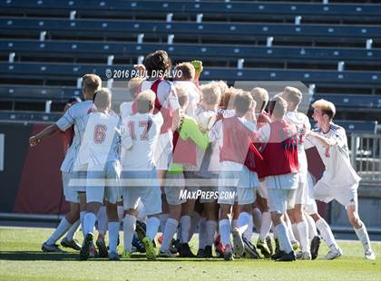 Thumbnail 2 in Kent Denver vs. Jefferson Academy (CHSAA 3A Final) photogallery.