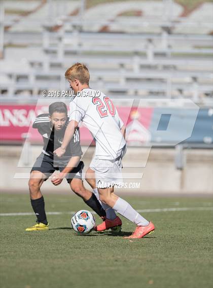 Thumbnail 3 in Kent Denver vs. Jefferson Academy (CHSAA 3A Final) photogallery.