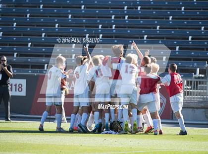 Thumbnail 3 in Kent Denver vs. Jefferson Academy (CHSAA 3A Final) photogallery.