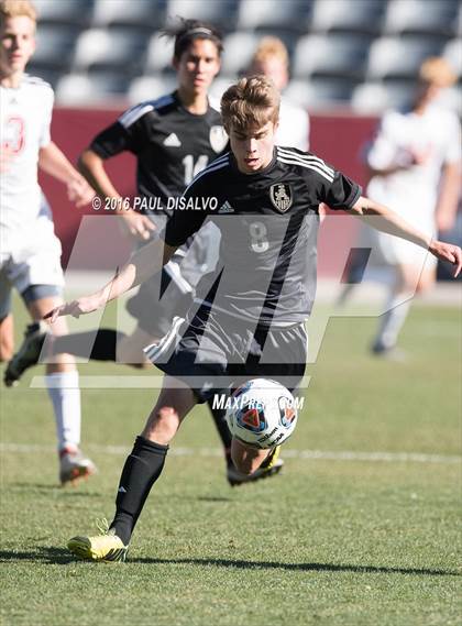 Thumbnail 1 in Kent Denver vs. Jefferson Academy (CHSAA 3A Final) photogallery.