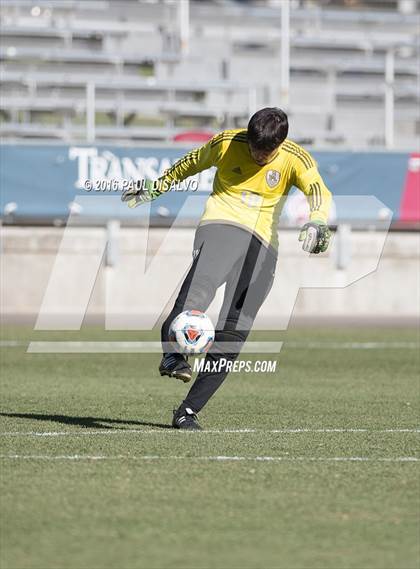 Thumbnail 2 in Kent Denver vs. Jefferson Academy (CHSAA 3A Final) photogallery.