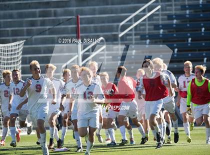 Thumbnail 1 in Kent Denver vs. Jefferson Academy (CHSAA 3A Final) photogallery.