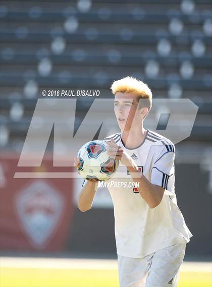Thumbnail 1 in Kent Denver vs. Jefferson Academy (CHSAA 3A Final) photogallery.