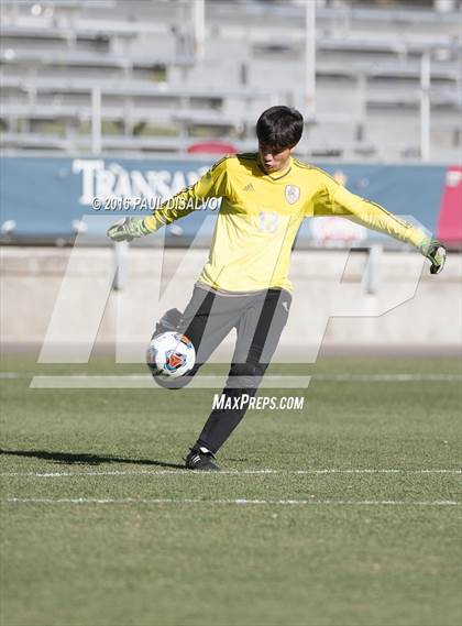 Thumbnail 1 in Kent Denver vs. Jefferson Academy (CHSAA 3A Final) photogallery.