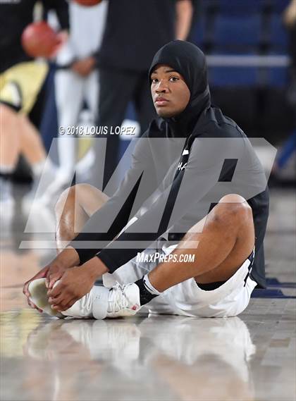 Thumbnail 3 in Bishop Montgomery @ Sierra Canyon (CIF SS Open DIV Semi Final) photogallery.