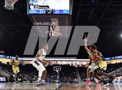 Thumbnail 2 in Bishop Montgomery @ Sierra Canyon (CIF SS Open DIV Semi Final) photogallery.