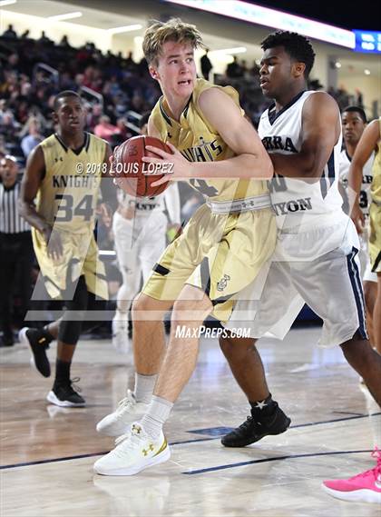Thumbnail 2 in Bishop Montgomery @ Sierra Canyon (CIF SS Open DIV Semi Final) photogallery.