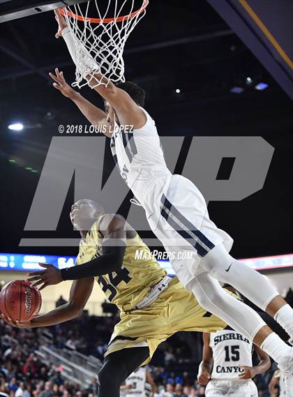 Thumbnail 3 in Bishop Montgomery @ Sierra Canyon (CIF SS Open DIV Semi Final) photogallery.