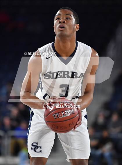 Thumbnail 2 in Bishop Montgomery @ Sierra Canyon (CIF SS Open DIV Semi Final) photogallery.