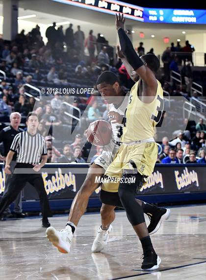 Thumbnail 2 in Bishop Montgomery @ Sierra Canyon (CIF SS Open DIV Semi Final) photogallery.
