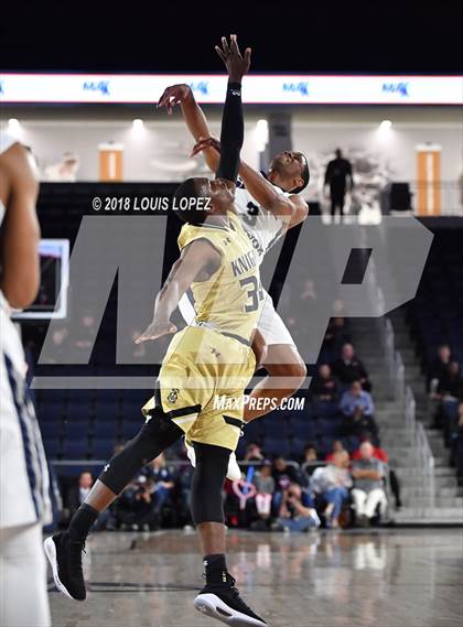 Thumbnail 2 in Bishop Montgomery @ Sierra Canyon (CIF SS Open DIV Semi Final) photogallery.