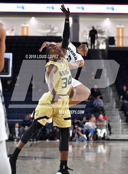 Thumbnail 3 in Bishop Montgomery @ Sierra Canyon (CIF SS Open DIV Semi Final) photogallery.