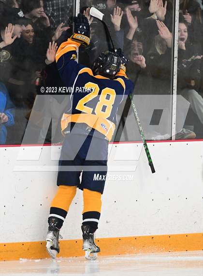 Thumbnail 3 in East Haven vs. North Branford (CIAC DII Quarterfinal) photogallery.