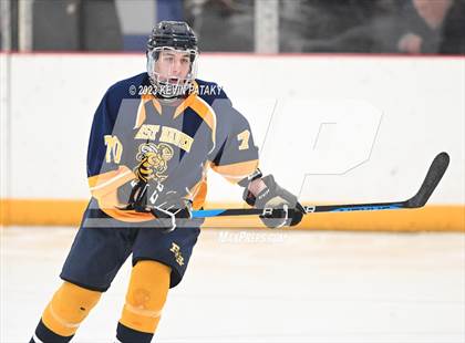 Thumbnail 3 in East Haven vs. North Branford (CIAC DII Quarterfinal) photogallery.