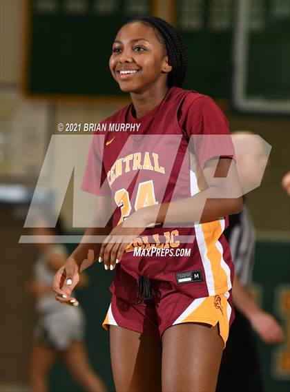 Thumbnail 2 in Central Catholic @ Jesuit photogallery.