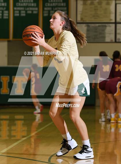 Thumbnail 1 in Central Catholic @ Jesuit photogallery.