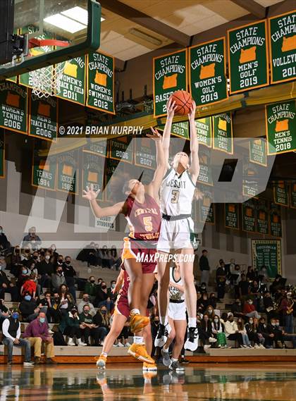 Thumbnail 2 in Central Catholic @ Jesuit photogallery.